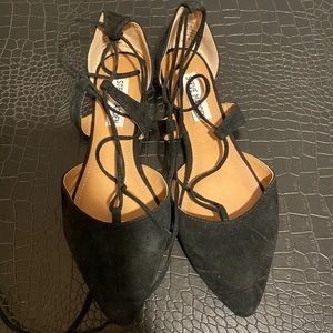 Steve Madden black suede lace up flats
